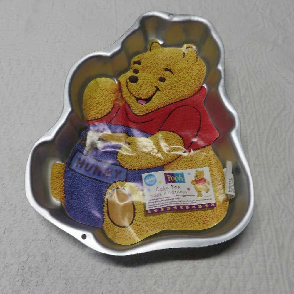 Winnie the Pooh Wilton Cake Pan  2105-3000